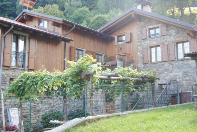 Agriturismo Piccolo Paradiso Pianello Del Lario ภายนอก รูปภาพ