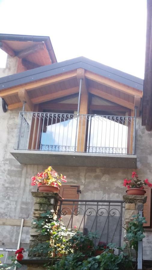 Agriturismo Piccolo Paradiso Pianello Del Lario ภายนอก รูปภาพ